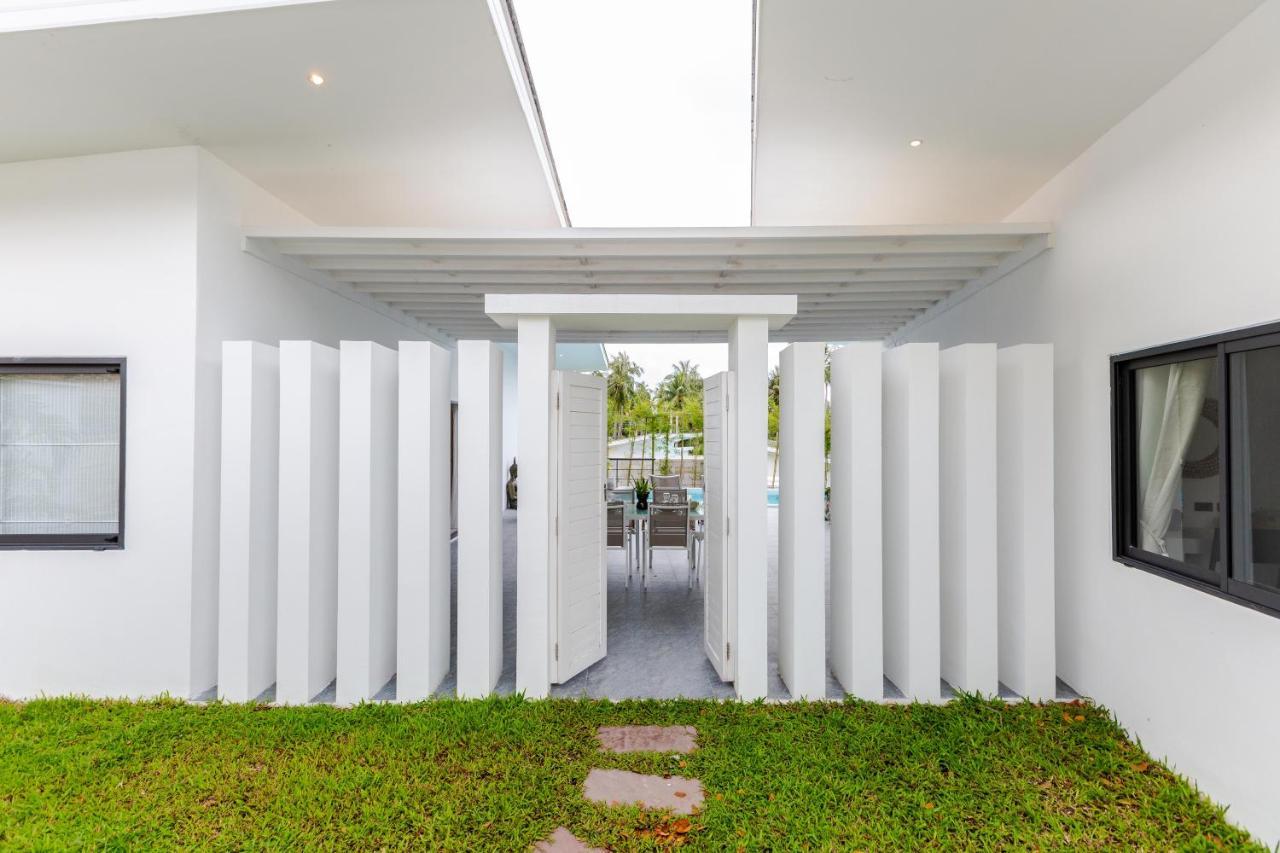 Villa Manuia, 3 Bedrooms, Chaweng Noi เกาะสมุย ภายนอก รูปภาพ